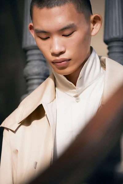 Look 5